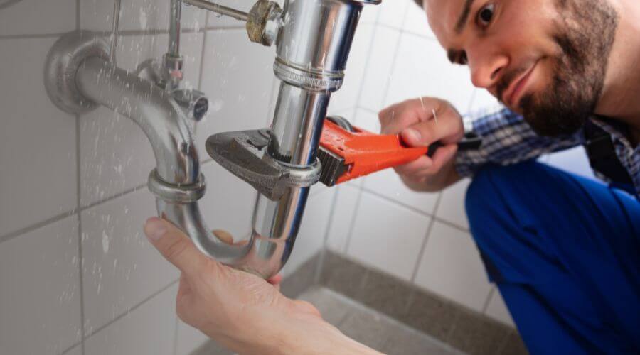 Emergency toilet repair in Encampment, WY